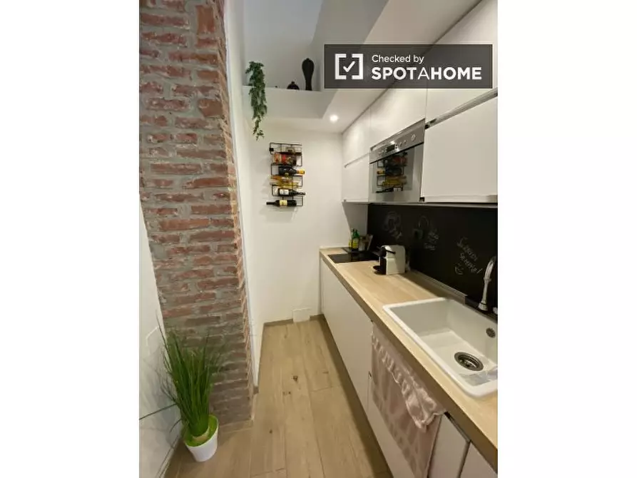 Immagine 4 di Ufficio in affitto  in Viale Bligny a Milano