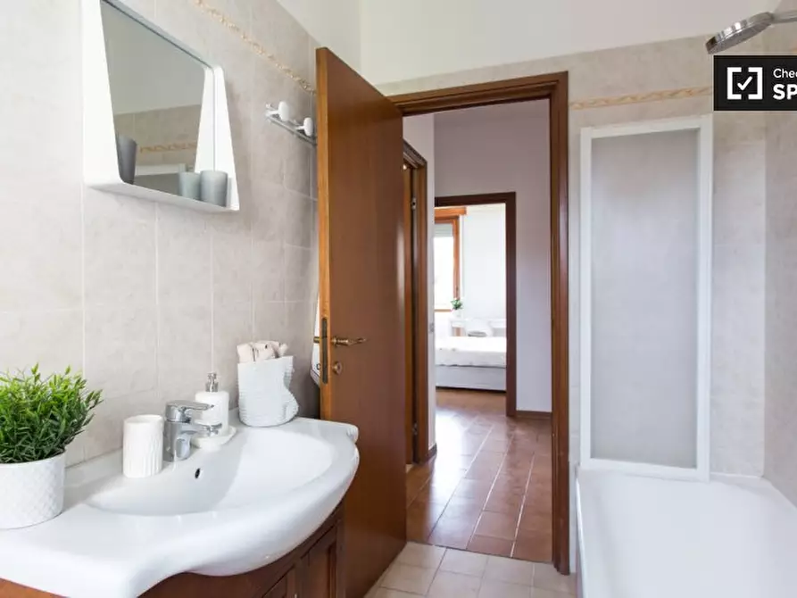 Immagine 14 di Camera condivisa in affitto  in Via Toce a Milano