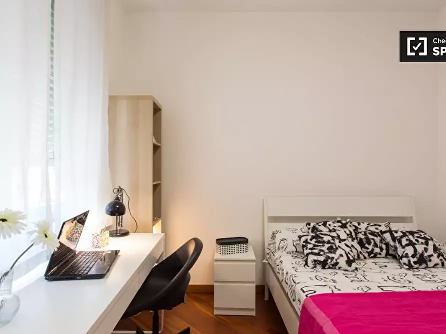 Immagine 17 di Camera condivisa in affitto  in Via Giovanni Pezzotti a Milano