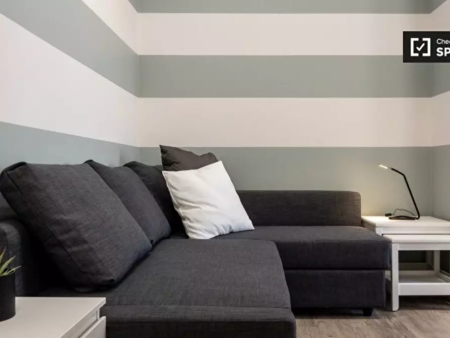 Immagine 4 di Appartamento in affitto  in Via Rutilia a Milano