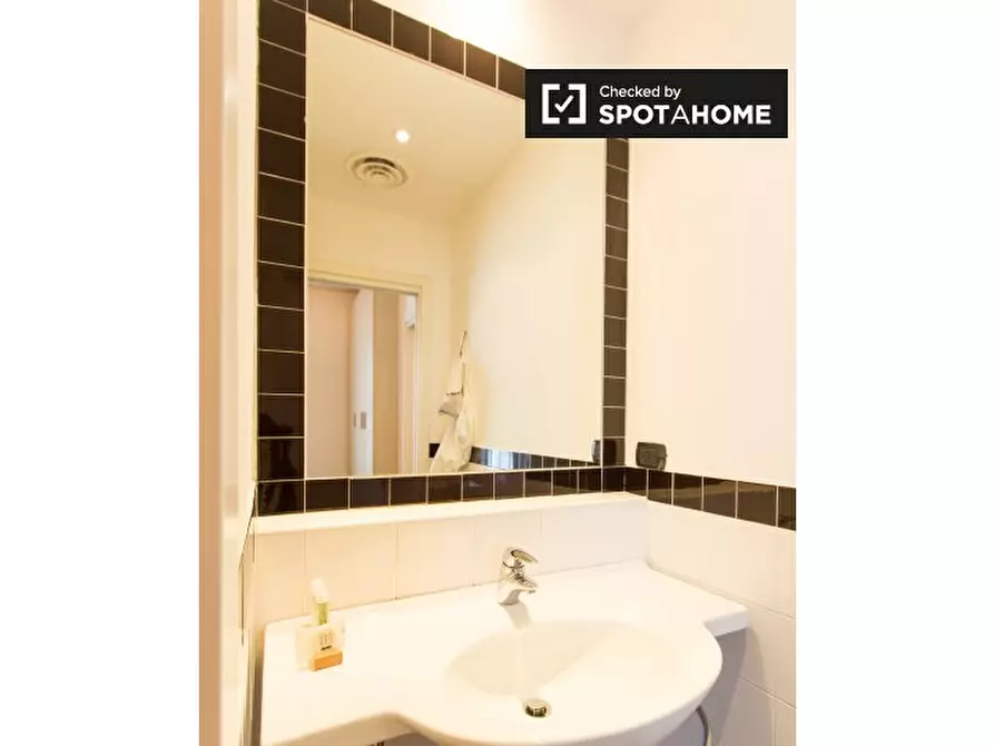 Immagine 12 di Appartamento in affitto  in Via Piero Capponi a Milano