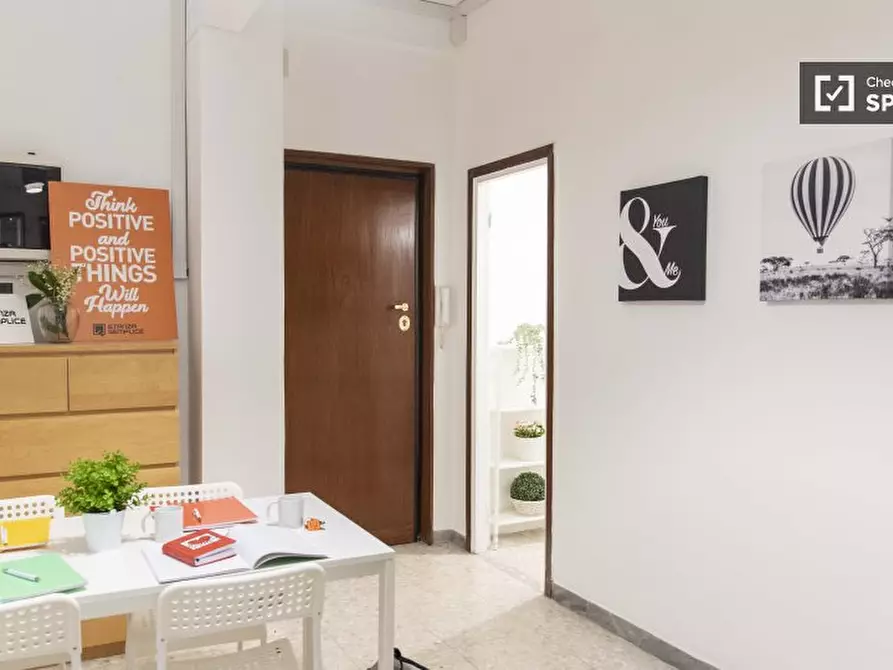 Immagine 19 di Camera condivisa in affitto  in Via Attilio Ambrosini a Roma