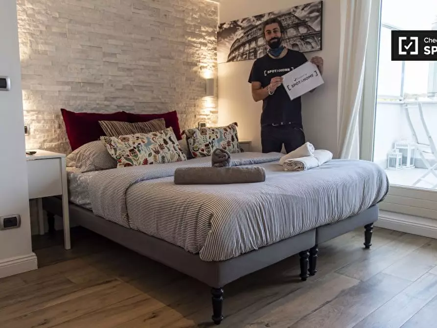 Immagine 17 di Appartamento in affitto  in Via Portuense a Roma