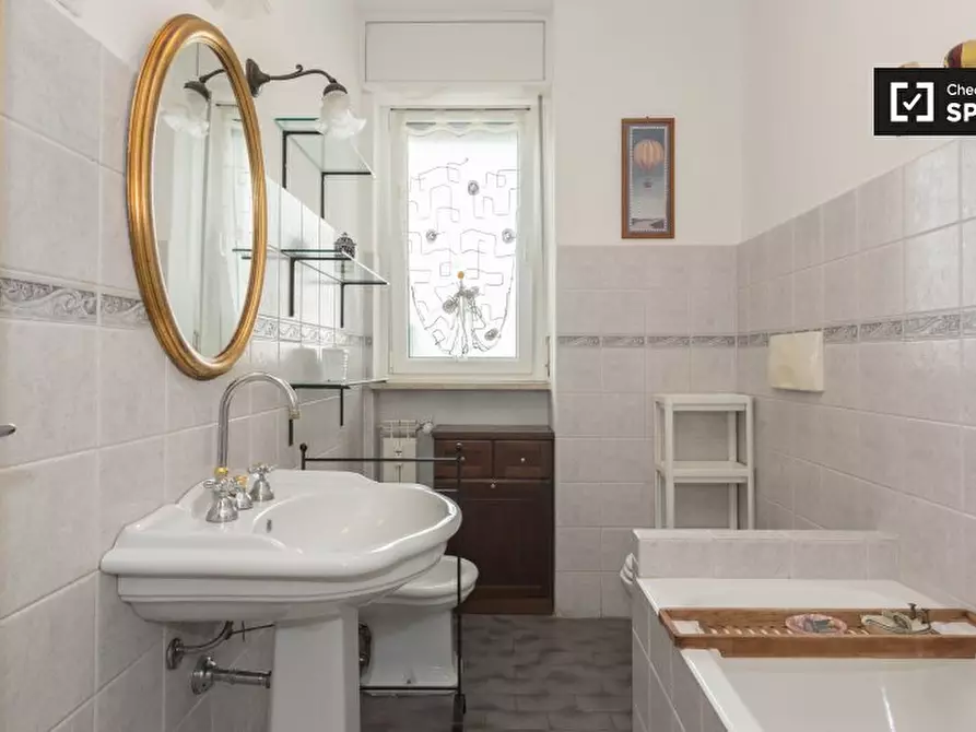 Immagine 17 di Camera condivisa in affitto  in Via Viterbo a Milano