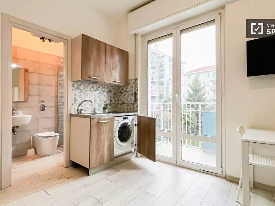 Immagine 8 di Ufficio in affitto  in Via Monfalcone a Milano