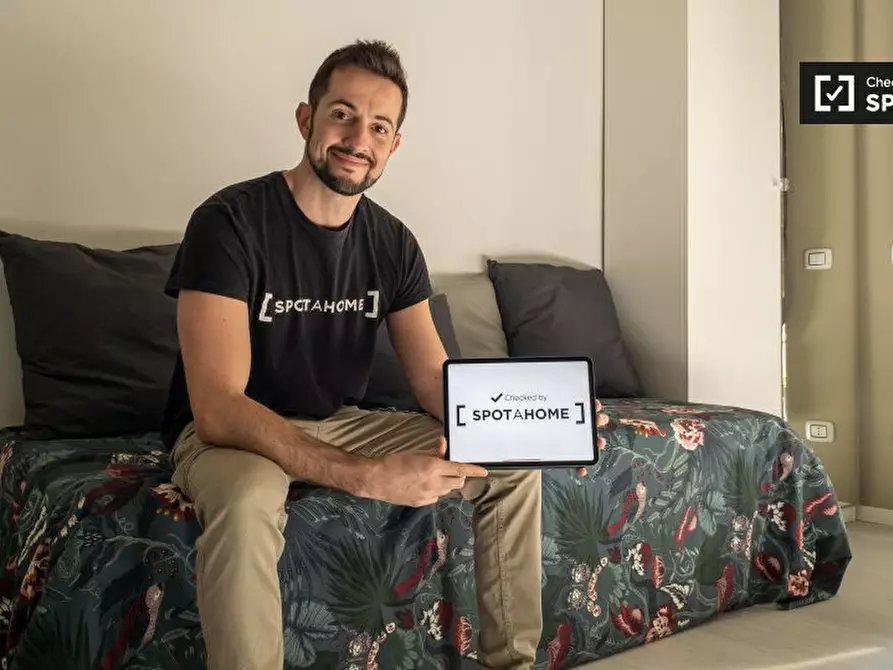 Immagine 7 di Ufficio in affitto  in Piazza Napoli, 20144 Milano MI, Italy a Milano