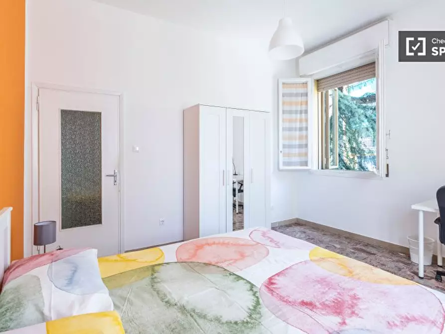 Immagine 6 di Camera condivisa in affitto  in Via Umberto Giordano a Bologna