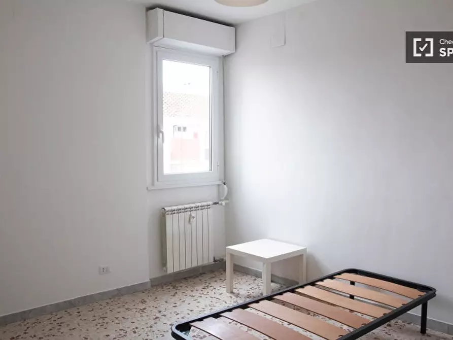 Immagine 19 di Appartamento in affitto  in Via degli Ortaggi a Roma