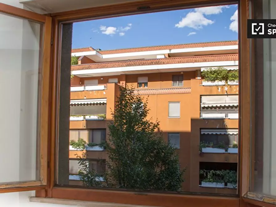 Immagine 3 di Camera condivisa in affitto  in Via Nicola Romeo a Milano