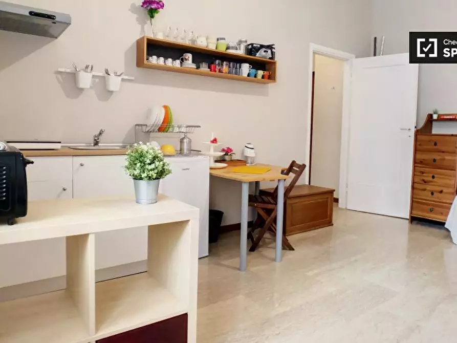 Immagine 6 di Camera condivisa in affitto  in Viale Famagosta, 20142 Milano MI, Italy a Milano