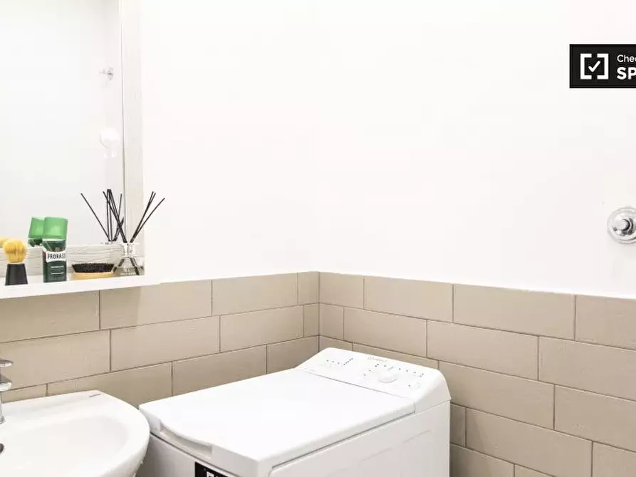 Immagine 3 di Ufficio in affitto  in Via Domenico Chelini a Roma