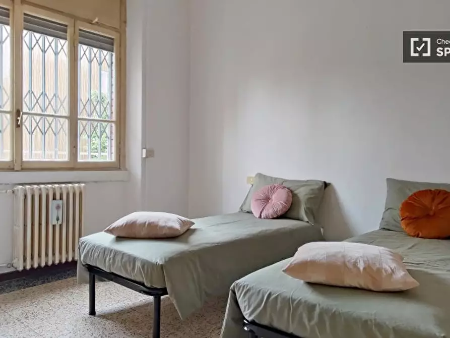 Immagine 14 di Appartamento in affitto  in Via Lago di Nemi a Milano