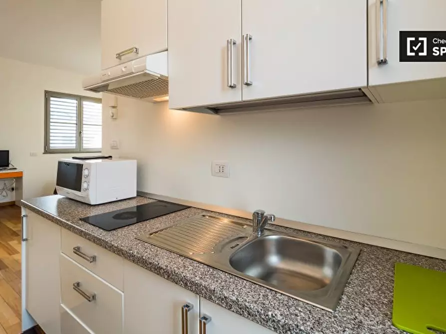 Immagine 2 di Ufficio in affitto  in Via Enrico Cosenz a Milano