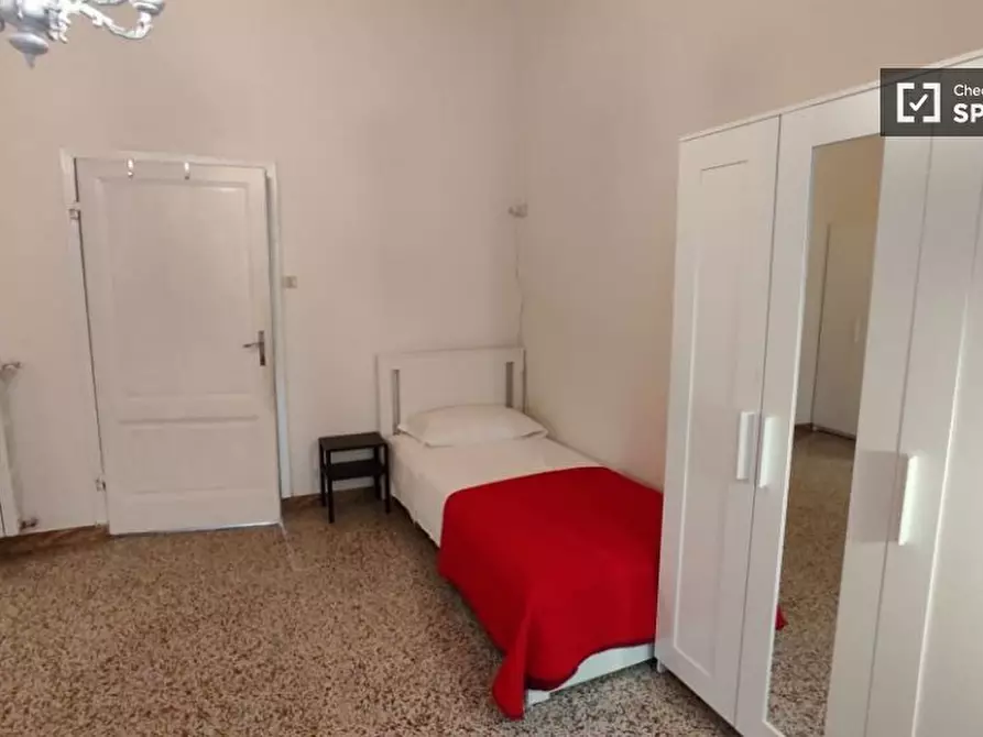 Immagine 3 di Camera condivisa in affitto  in Via Bronzino a Firenze