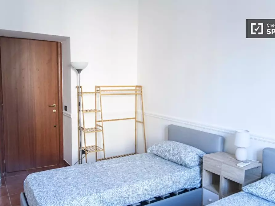 Immagine 10 di Appartamento in affitto  in Largo Magnagrecia a Roma