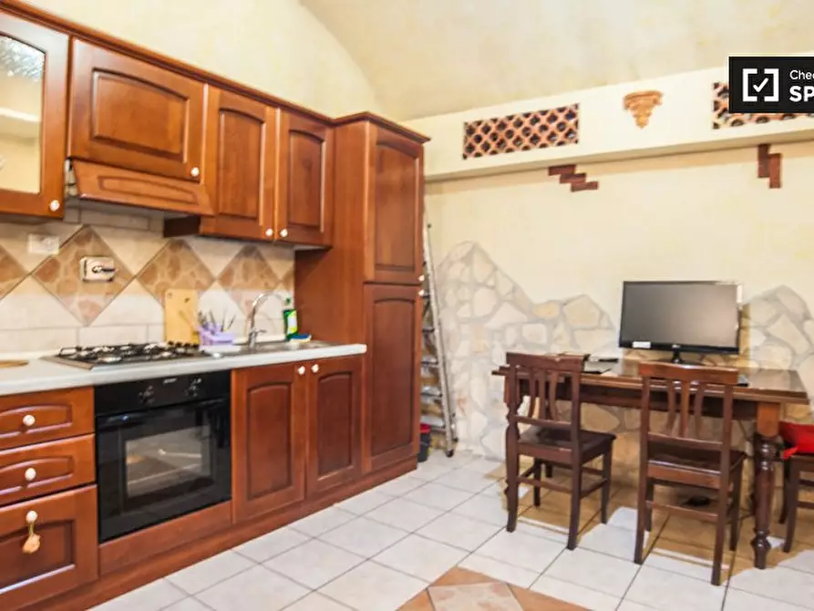 Immagine 10 di Appartamento in affitto  in Piazza dei Re di Roma a Roma