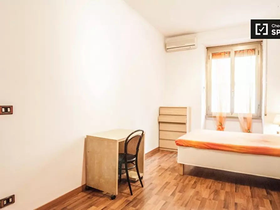 Immagine 2 di Camera condivisa in affitto  in Via Filippo Tolli a Roma