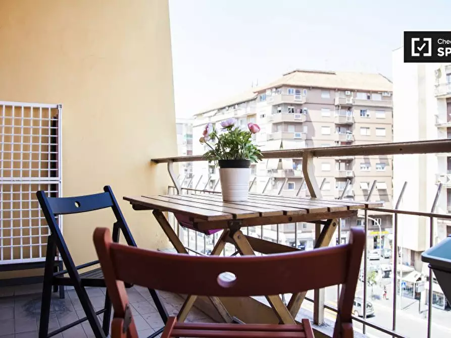 Immagine 6 di Camera condivisa in affitto  in Via Tiburtina a Roma