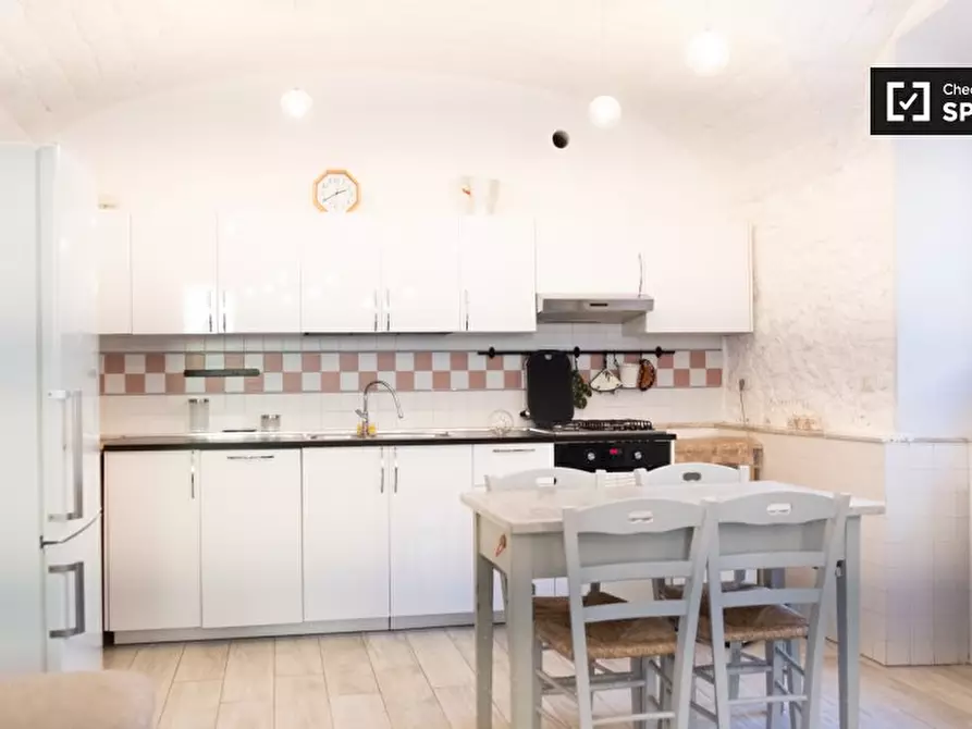 Immagine 10 di Appartamento in affitto  in Via dei Giovi a Roma