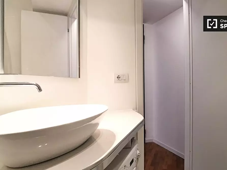 Immagine 11 di Ufficio in affitto  in Via Gianfranco Zuretti, 20125 Milano MI, Italy a Milano