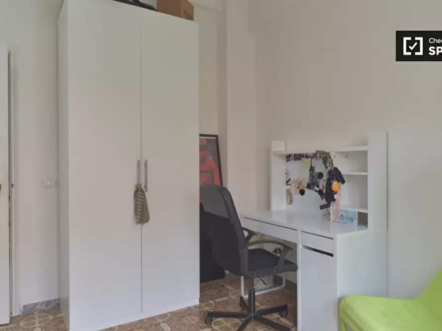 Immagine 16 di Camera condivisa in affitto  in Via Filippo Eredia a Roma