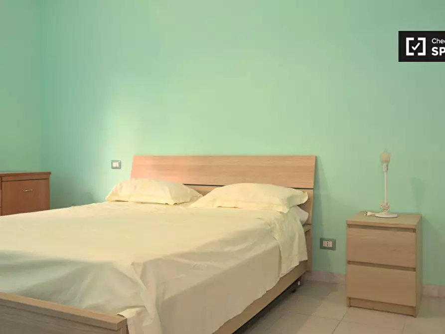 Immagine 9 di Appartamento in affitto  in Via Servigliano a Roma