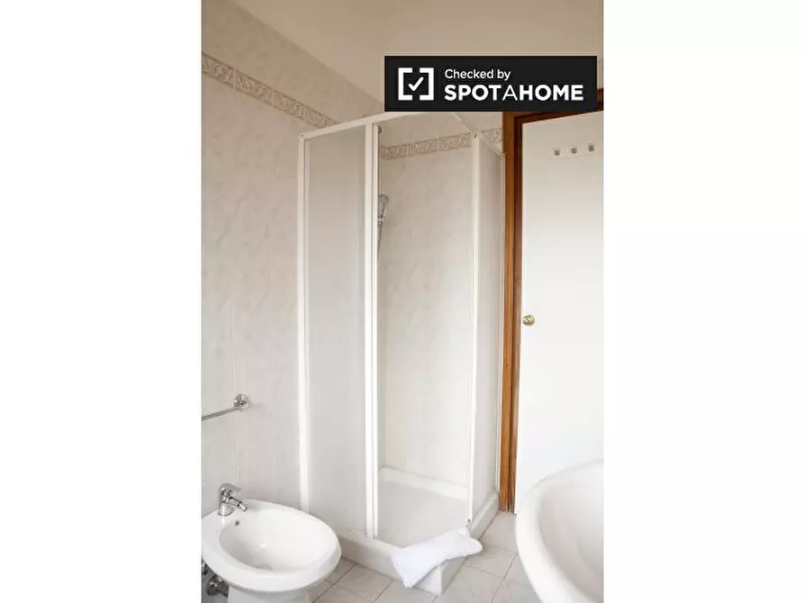 Immagine 15 di Appartamento in affitto  in Via della Balduina a Roma