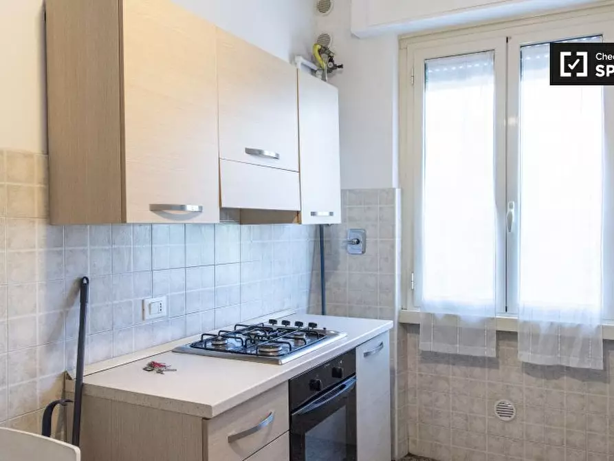 Immagine 5 di Camera condivisa in affitto  in Via Portuense a Roma