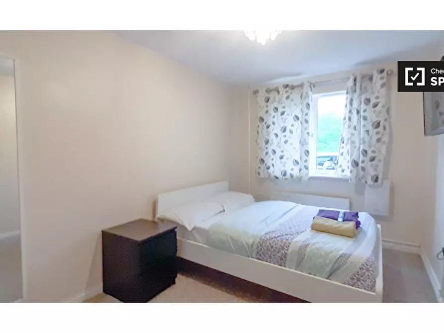 Immagine 7 di Appartamento in affitto  in Hill View Dr a Eltham