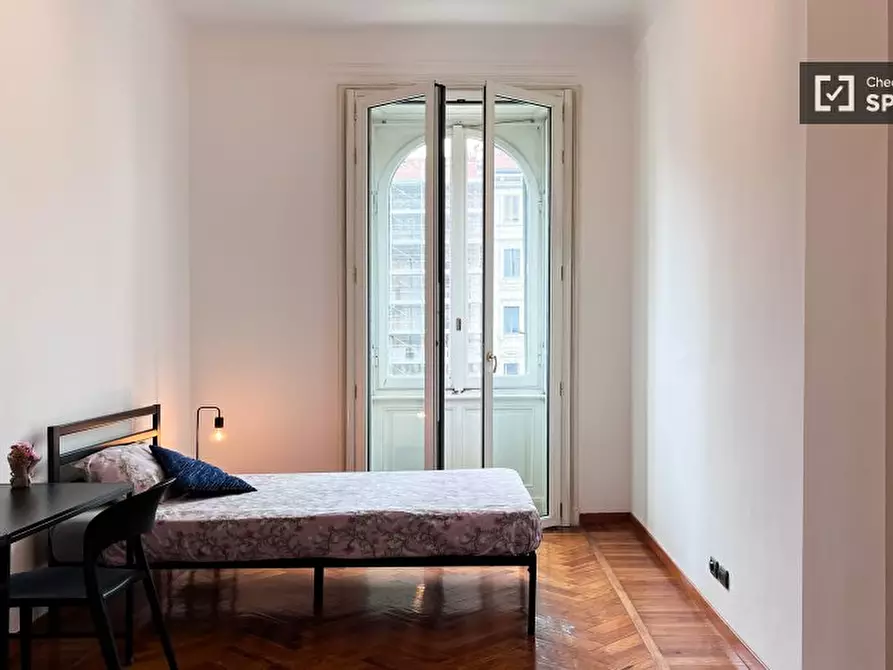 Immagine 2 di Camera condivisa in affitto  in P.za Argentina a Milano