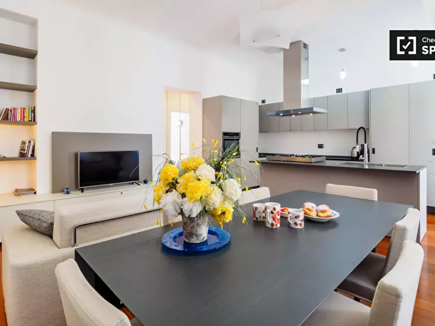 Immagine 1 di Appartamento in affitto  in Via Paracelso a Milano