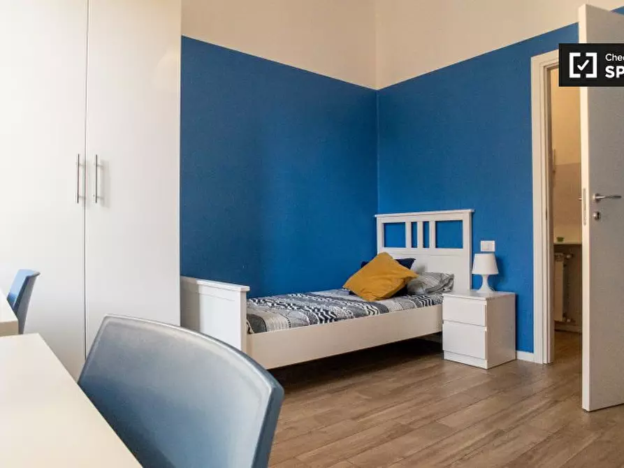 Immagine 2 di Camera condivisa in affitto  in Via S. Giovanna D'Arco a Sesto San Giovanni