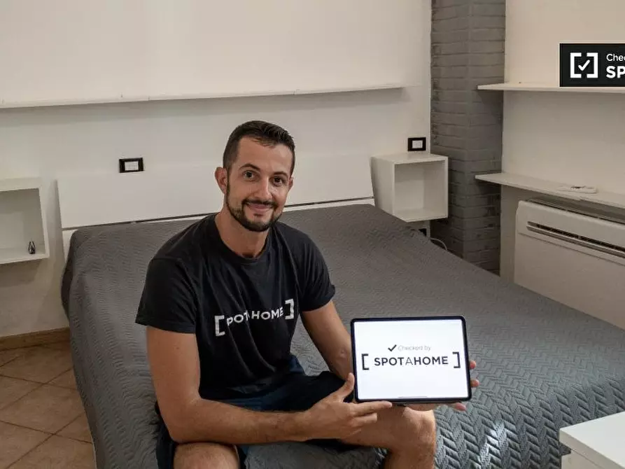 Immagine 10 di Appartamento in affitto  in Via Giuseppe Ripamonti, 20141 Milano MI, Italy a Milano