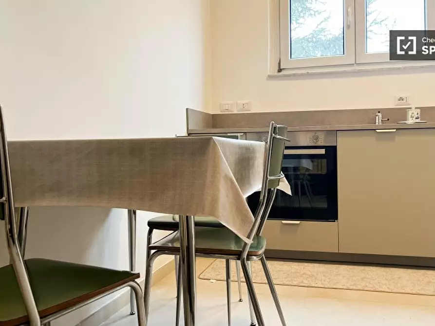 Immagine 6 di Camera condivisa in affitto  in Via Orbetello a Milano