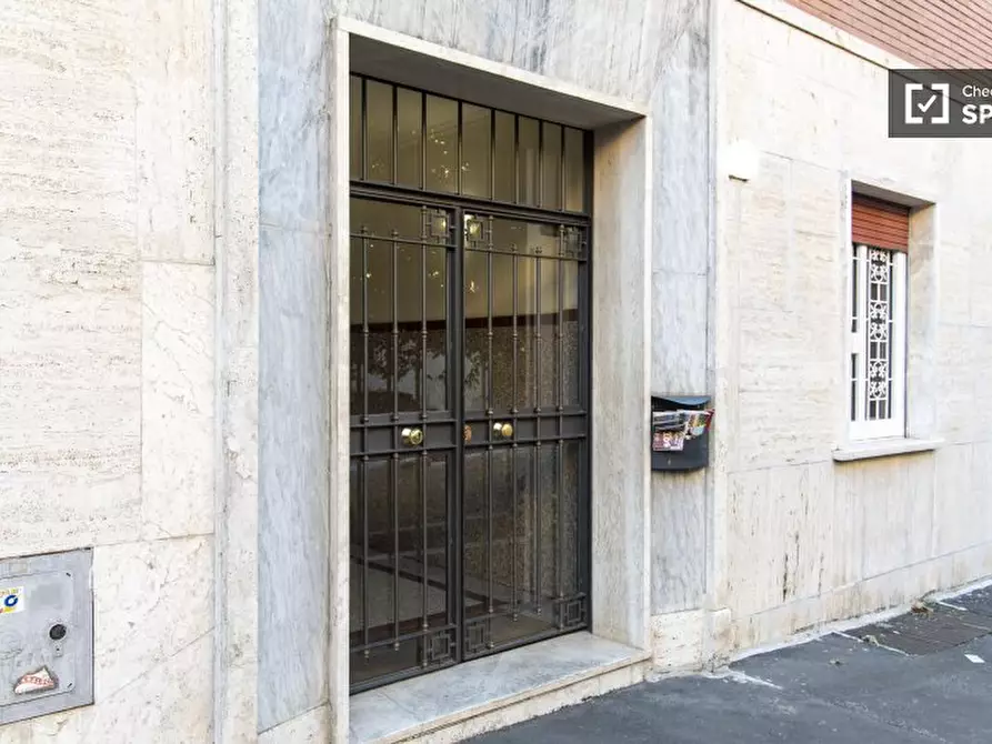 Immagine 3 di Appartamento in affitto  in Via Suor Maria Mazzarello a Roma