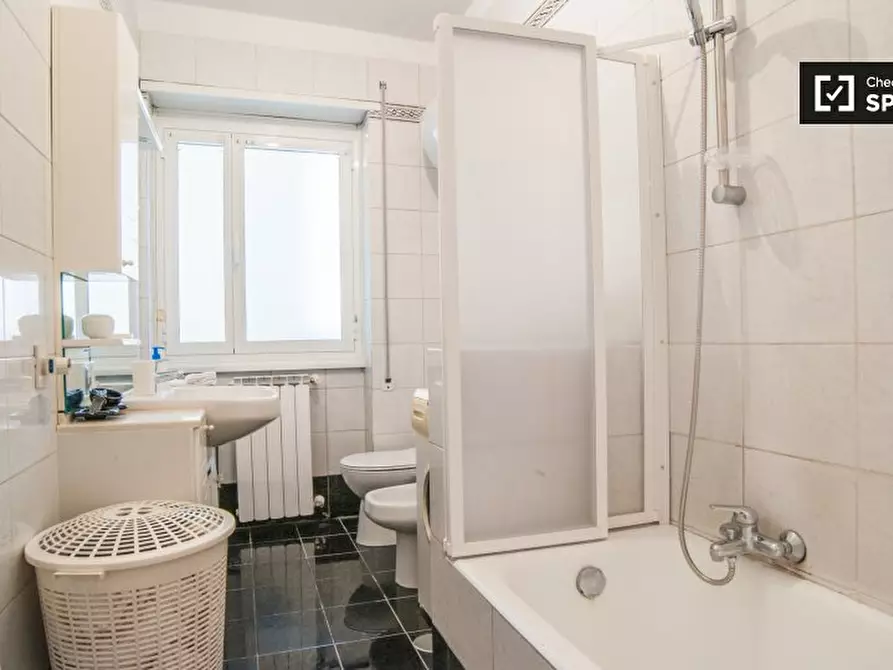 Immagine 13 di Camera condivisa in affitto  in Via Pietro Romano, 00169 Roma RM, Italy a Roma