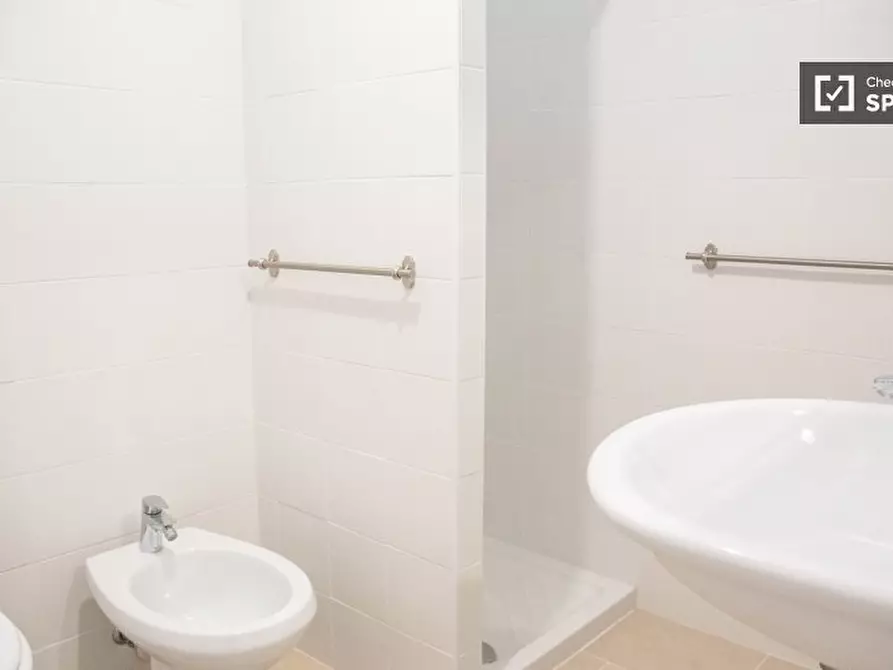 Immagine 9 di Appartamento in affitto  in Via degli Ortaggi a Roma