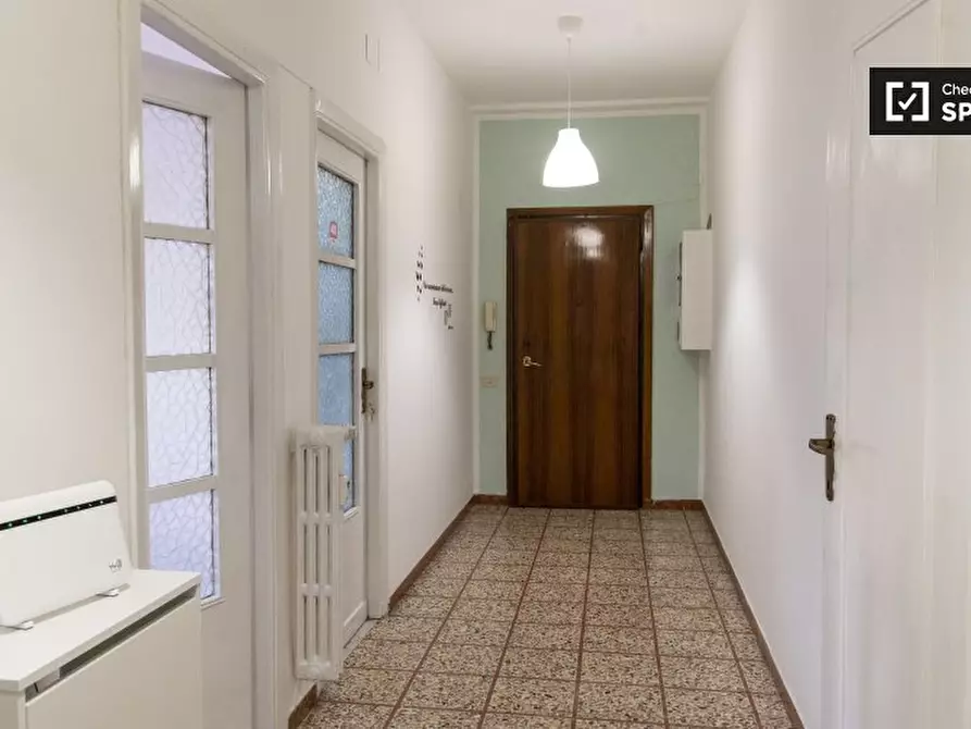 Immagine 18 di Camera condivisa in affitto  in Via Oderisi da Gubbio a Roma
