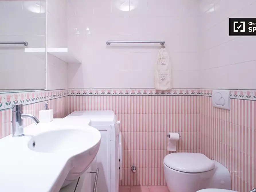 Immagine 16 di Appartamento in affitto  in Via Giuseppe Piermarini Milano MI, Italy a Milano