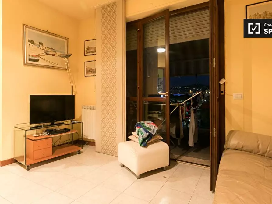 Immagine 6 di Camera condivisa in affitto  in Via Amico Aspertini a Roma