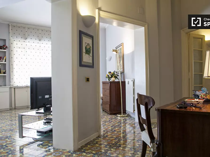 Immagine 11 di Camera condivisa in affitto  in Via Flaminia a Roma