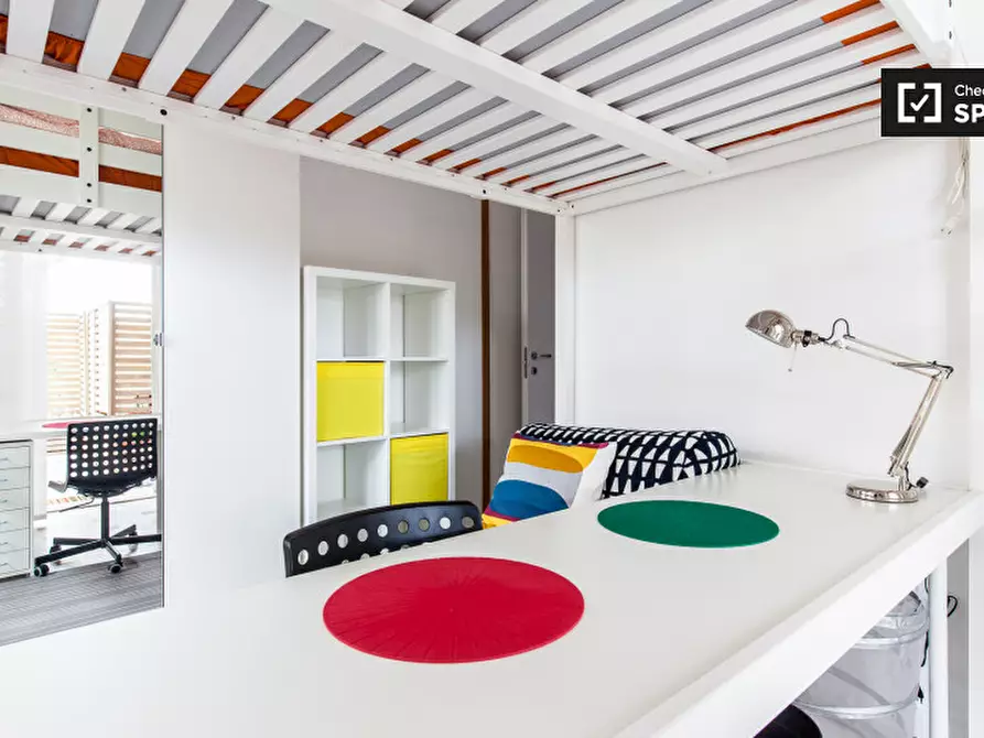 Immagine 3 di Camera condivisa in affitto  in Via Salaria a Roma