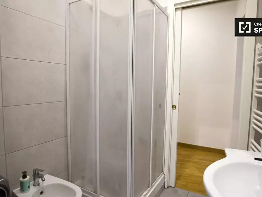 Immagine 18 di Camera condivisa in affitto  in Largo Bernardino da Feltre a Roma