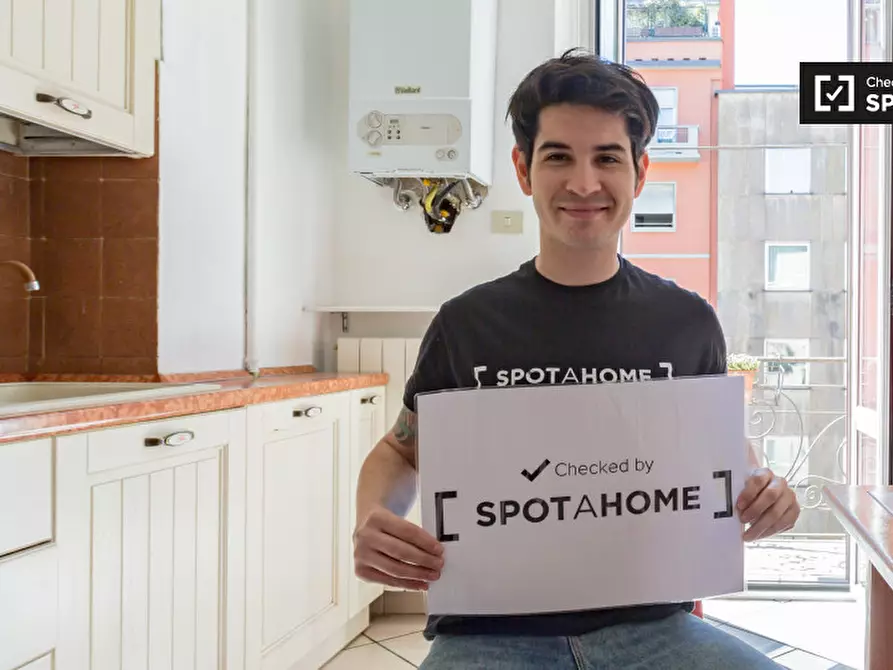 Immagine 7 di Appartamento in affitto  in Viale Umbria a Milano