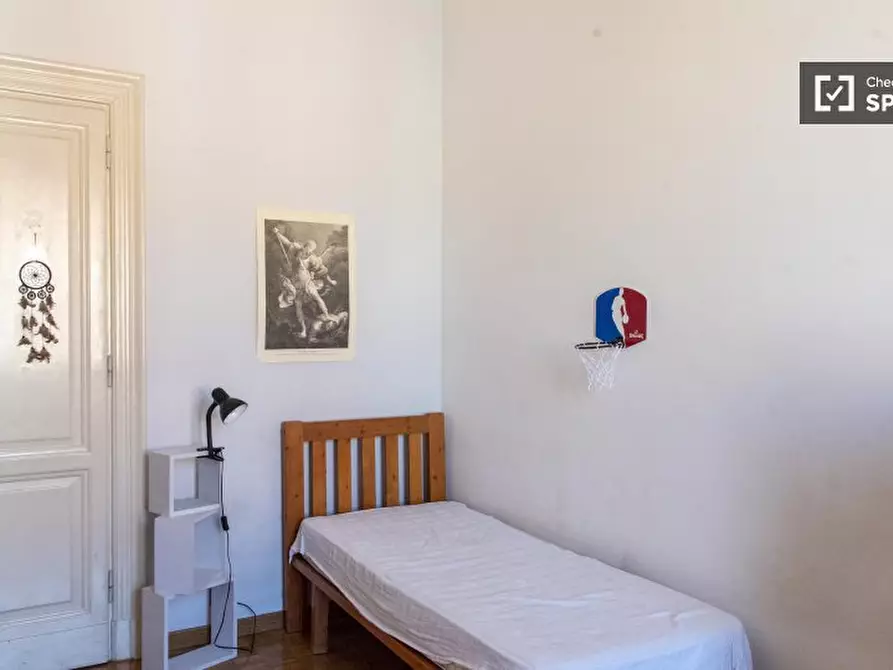 Immagine 4 di Appartamento in affitto  in Via Lavinio a Roma