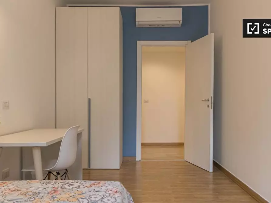 Immagine 3 di Camera condivisa in affitto  in Via Savona a Milano