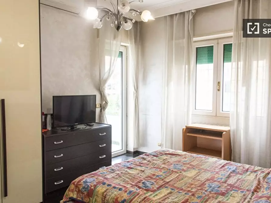 Immagine 19 di Camera condivisa in affitto  in Via di Torrevecchia a Roma