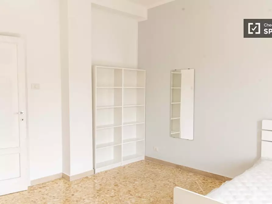 Immagine 5 di Camera condivisa in affitto  in Via Val d'Aosta a Roma