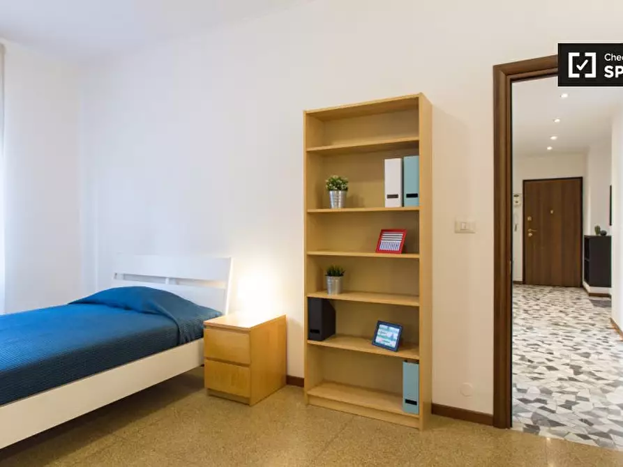 Immagine 5 di Camera condivisa in affitto  in Via Washington a Milano