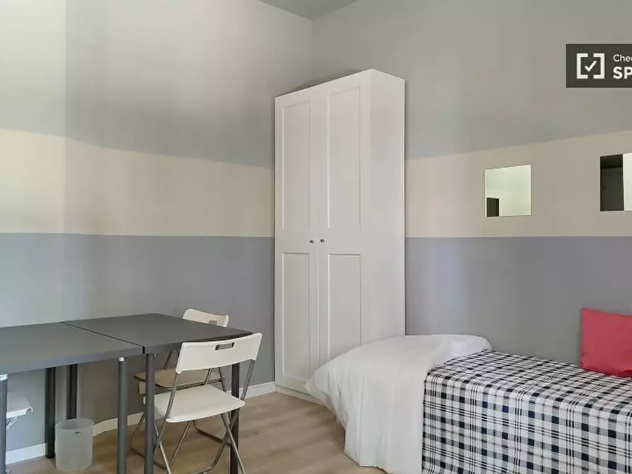 Immagine 14 di Ufficio in affitto  in Viale Famagosta a Milano